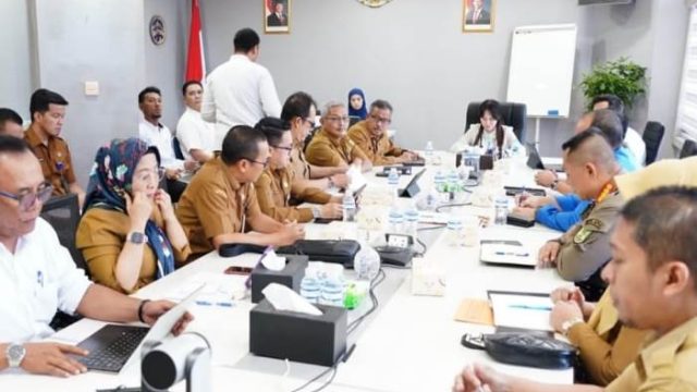 Pemko Batam dan BP Batam Akan Tertibkan Reklame Ilegal Mulai Juni 2025 | Sumber gambar Beritabatam.com