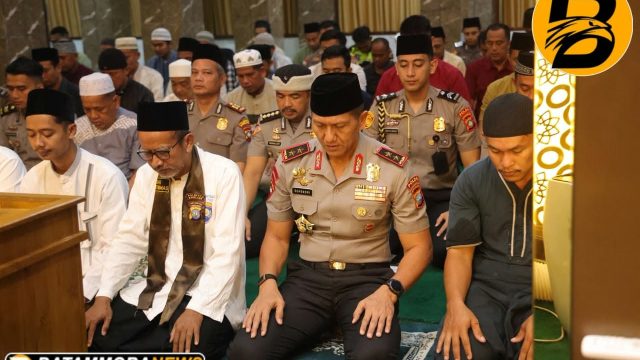 Polresta Barelang dan Polda Kepri Ajak Masyarakat Perkuat Kamtibmas Melalui Kegiatan Subuh Keliling di Masjid An-Nur Batam